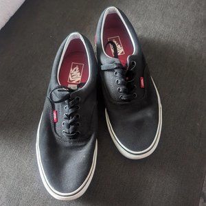 Men's black and red Vans